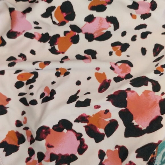 Hula Honey bikini set - Picture 10 of 13